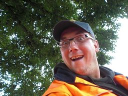 2011 Fahnen setzen