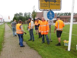 2011 Fahnen setzen