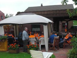 2011 Fahnen setzen