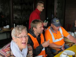 2016 Fahnen setzen