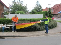 2016 Fahnen setzen